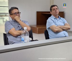 Se observan los dos capturados, Carlos Alberto Ballesteros Aristizábal y  José Gabriel Vargas Carvajal, en audiencia