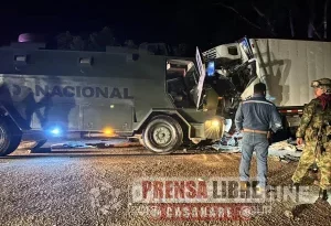 Murió conductor de camión y 5 militares resultaron heridos en choque contra vehículo blindado
