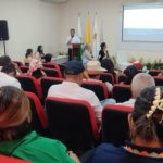 Aspecto de la intervención del magistrado Iván Humberto Escrucería Mayolo en el conversatorio realizado en Riohacha.