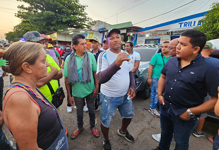 Retomarán acciones por invasión de espacio público en el Mercado