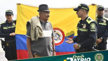 «SOMOS UN SOLO PAÍS» | La Policía Nacional de Colombia encarna amor patrio