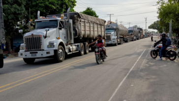 Bloqueo en la Troncal del Caribe por falta de energía eléctrica en Ciénaga