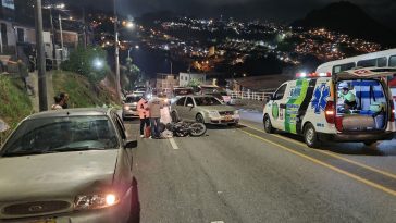 Choque de moto y vehículo en el Paraíso dejó un lesionado