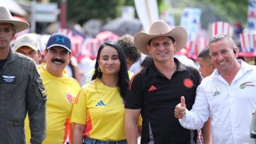 Con más de 2 mil niños se inició el mundialito en Yopal, liderado por el Gobernador César Ortiz Zorro