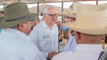 Diálogo de gobierno a  gobierno wayuu y funcionarios de MinSalud en Maicao