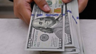 Dólar subió y se fortaleció sobre los $ 4.000 a la espera de nuevas noticias económicas