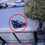 EN EXCLUSIVA: Video del robo en el que murió ladrón en Engativá Q'HUBO conoció un video del momento exacto en el que se habría perpetrado el robo a un ciudadano en el barrio Normandía de Engativá, el cual terminó en la muerte de uno de los presuntos delincuentes.