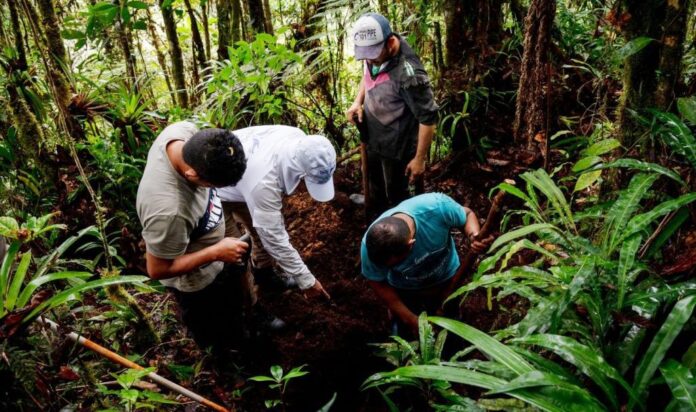 Hallan cadáveres de dos desaparecidos en Saladoblanco