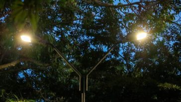 Llegó la transformación con nuevas luminarias al barrio República de Panamá