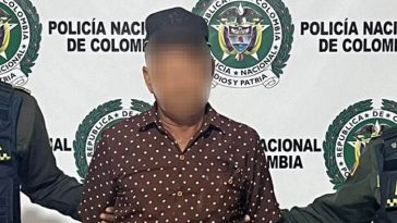 Los capturaron abusando sexualmente de un niño