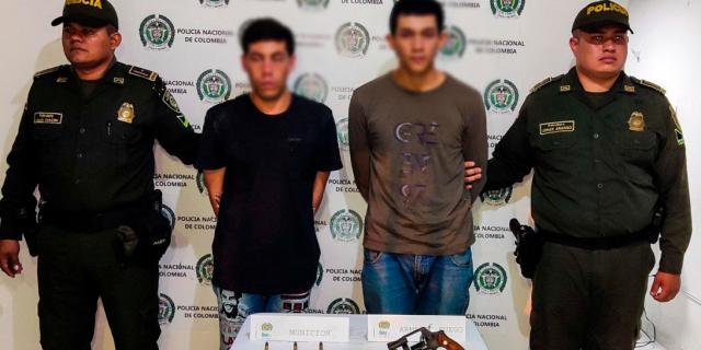 Presentaron a los dos sicarios que atentaron contra ‘Calimeño’ en la avenida Fantasma de Ibagué