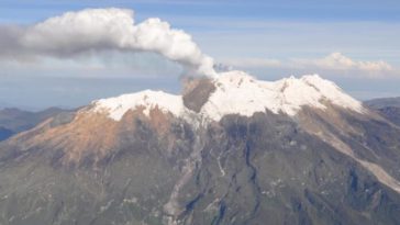 Volcán nevado del Huila es monitoreado por su actividad sísmica 