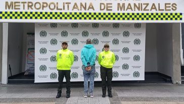 Capturaron a un hombre que robó dos millones de una droguería de Manizales