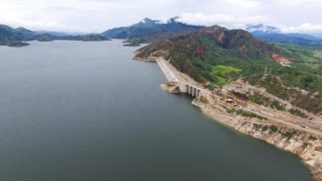 Damnificados por El Quimbo recibirán tierras en Gigante 