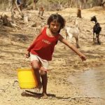 Un fondo del agua para que los niños wayuu dejen de estar buscando agua en jagueyes.