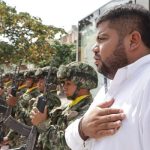 En una las ceremonias organizadas por el municipio de Maicao, aquí observamos al secretario de Gobierno, Kevin López Barros.