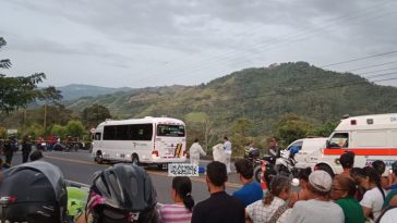 Un hombre perdió la vida tras ser arrollado por una buseta en Chinchiná