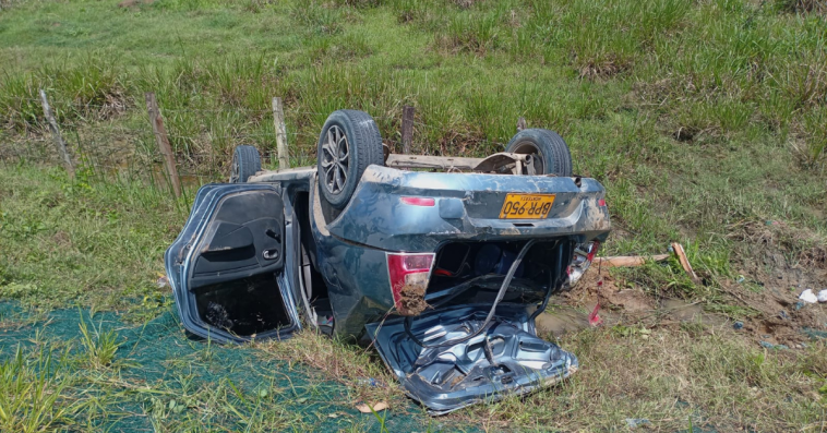 Accidente de tránsito en la vía Santa Lucía-Moñitos deja tres lesionados