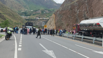 Bloqueo en la Vía Panamericana por Protesta de Productores de Cebolla al sur de Nariño