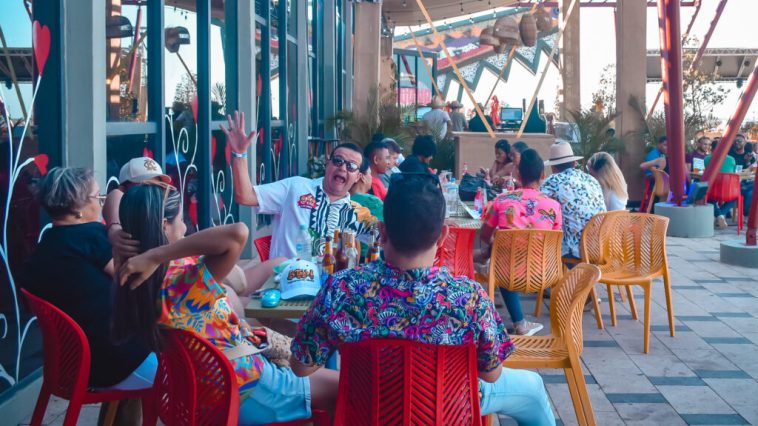 Caimán del Río celebra 5 años llenando de sabor la experiencia gastronómica del Gran Malecón