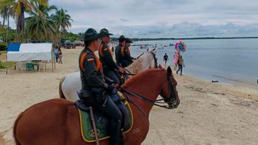 Despliegan 1.500 policías para reforzar la seguridad durante la semana de receso escolar