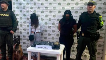 Dos mujeres fueron capturadas por transportar marihuana en un comprensor