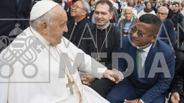 El Gobernador de Nariño, Luis Alfonso Escobar, se reunió con el Papa Francisco en el Vaticano