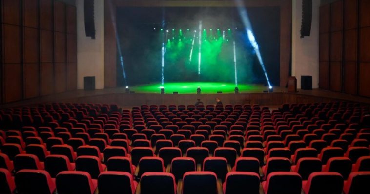 El Teatro Los Fundadores estrena sistema de sonido de última generación