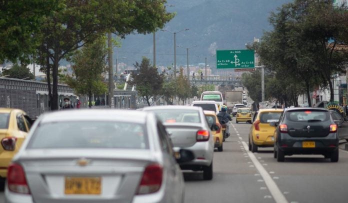 Aranceles a carros híbridos