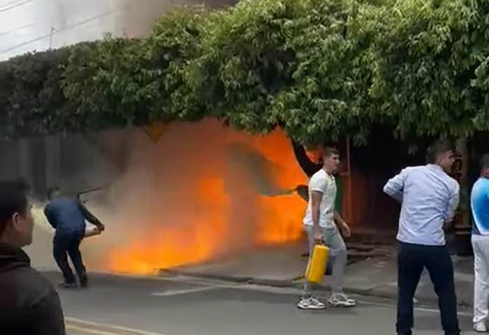 Se incendió local de químicos y murió un menor