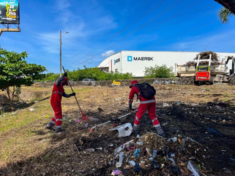 Veolia recoge 24 toneladas de residuos en Mamonal.