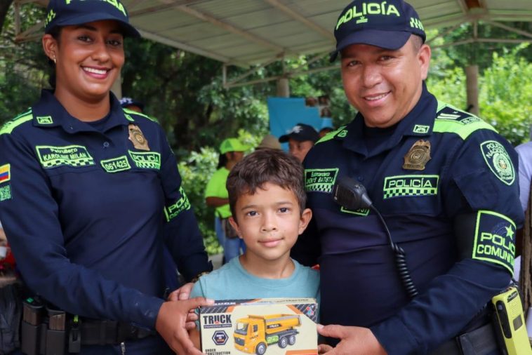 Alcaldía llevó por primera vez sus servicios a las veredas de Bonda