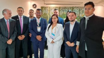 Gobernantes finalistas del premio Construyendo Sueños, entre ellos el gobernador de Nariño, Luis Alfonso Escobar