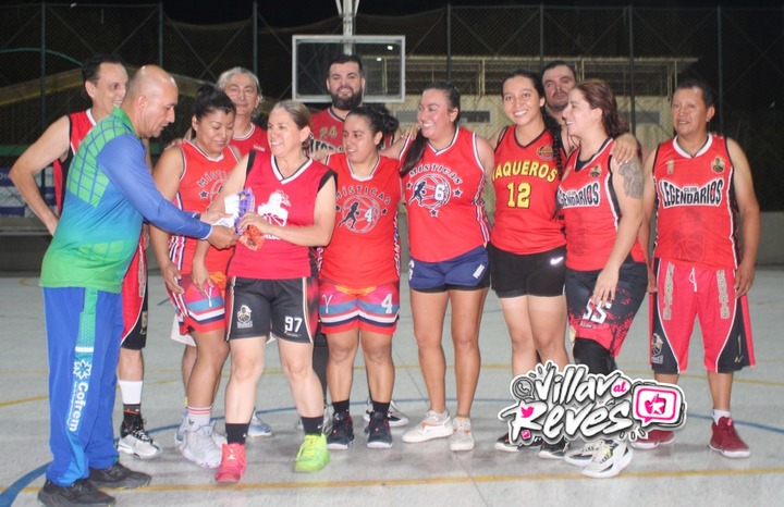 Definidos los ganadores de los torneos de baloncesto y voleibol master realizados por Cofrem