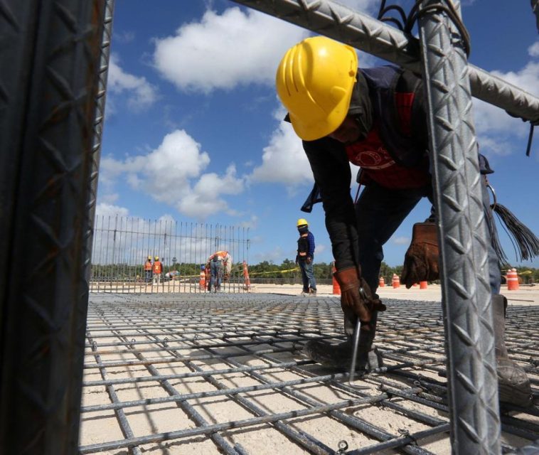 Empresa de obras y construcción ofrece vacantes laborales: requisitos, cargos y sueldos