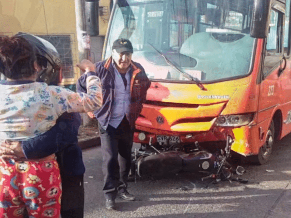 Falleció menor motociclista tras colisionar contra un bus de servicio público en Pasto