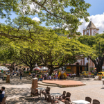 Parque principal del municipio de Ciudad Bolívar. Foto: Antioquia es Mágica