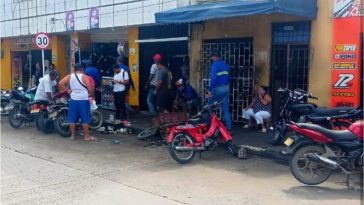 La Vepcu le puso orden a talleres que se habían tomado los andenes para el arreglo de motos