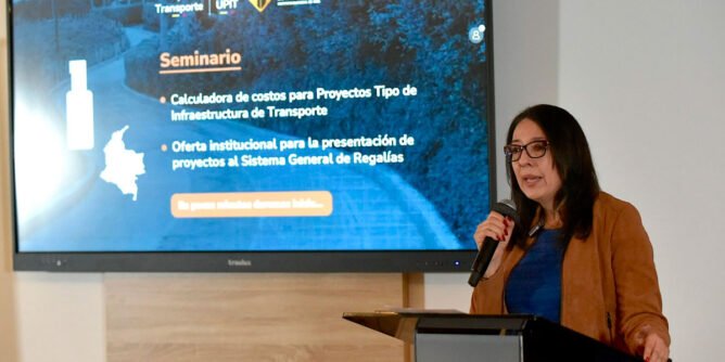 Martha Constanza Coronado Fajardo, funcionaria del Ministerio de Transporte