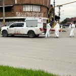 Mujer que iba como parrillera en una moto fue asesinada en Puente Aranda Una mujer que se movilizaba como parrillera en una moto fue víctima de un ataque sicarial en el barrio La Francia, de la localidad de Puente Aranda.