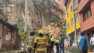 Mujer relató cómo se salvó de quedar sepultada por un derrumbe en Bogotá: «Salí corriendo hacia la última habitación»