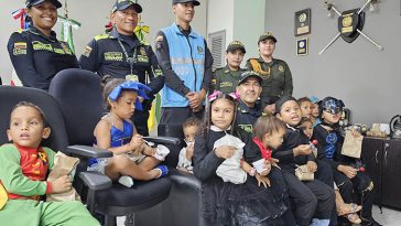 Niños de escasos recursos recibieron un día de alegría