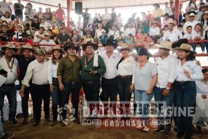 Reconocimiento a asociaciones agropecuarias en Tauramena durante Feria Agropecuaria y Microempresarial