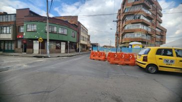 Riña dejó sin vida a Luis en el San Bernardo Una riña en plena vía pública dejó sin vida a Luis Carrillo en una esquina del barrio San Bernardo (Santa Fe).