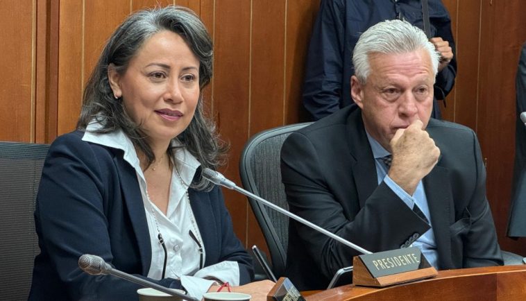 Senadora Sonia Bernal cita a debate de control político a la Superintendencia de Servicios Públicos y a la interventora de la Triple A de Yopal