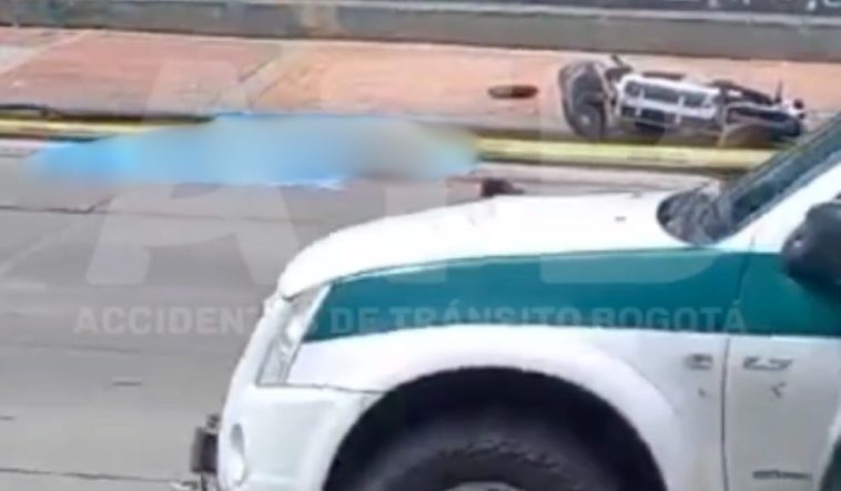 Trágico accidente de tránsito entre camión y motociclista en Teusaquillo El accidente causó un gran trancón en la avenida NQS mientras las autoridades retiraban el cuerpo.