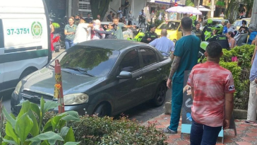 Con arma blanca un hombre atacó a dos adultos mayores dentro de su casa en Envigado