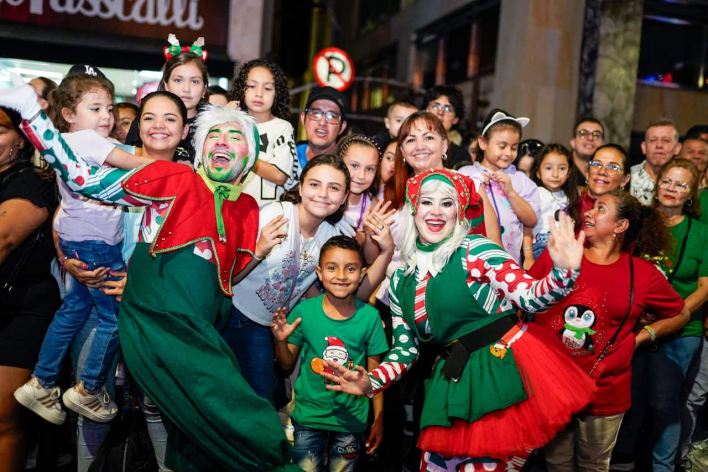 60 mil personas en Pereira vivieron una experiencia mágica con el Gran Desfile Navideño