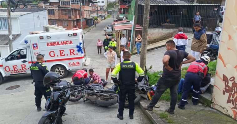 Choque de dos motos en el barrio Sinaí dejó dos lesionados