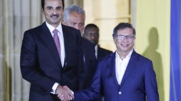 El emir de Catar, Tamim bin Hamad Al Thani, y el presidente Gustavo Petro